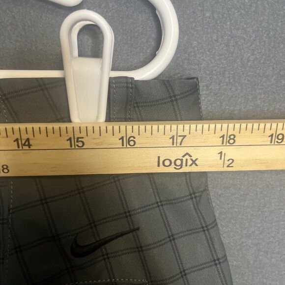 Men's Nike Dri-Fit Golf Shorts Dark Gray Check Size 34 Stretch Anti Slip Band - Picture 6 of 7